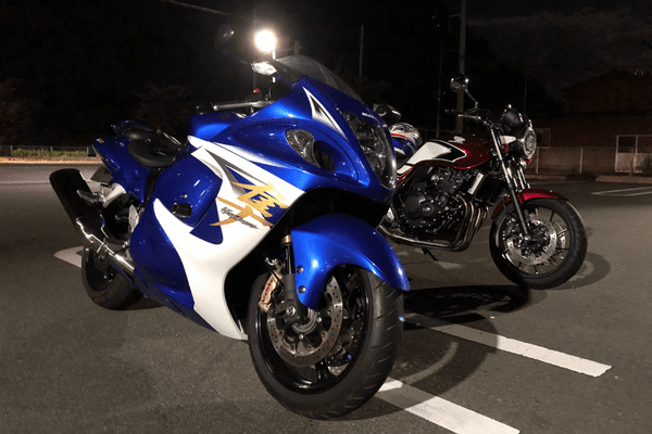 最速？SSを凌駕するメガスポーツバイクの特徴と圧倒的魅力！